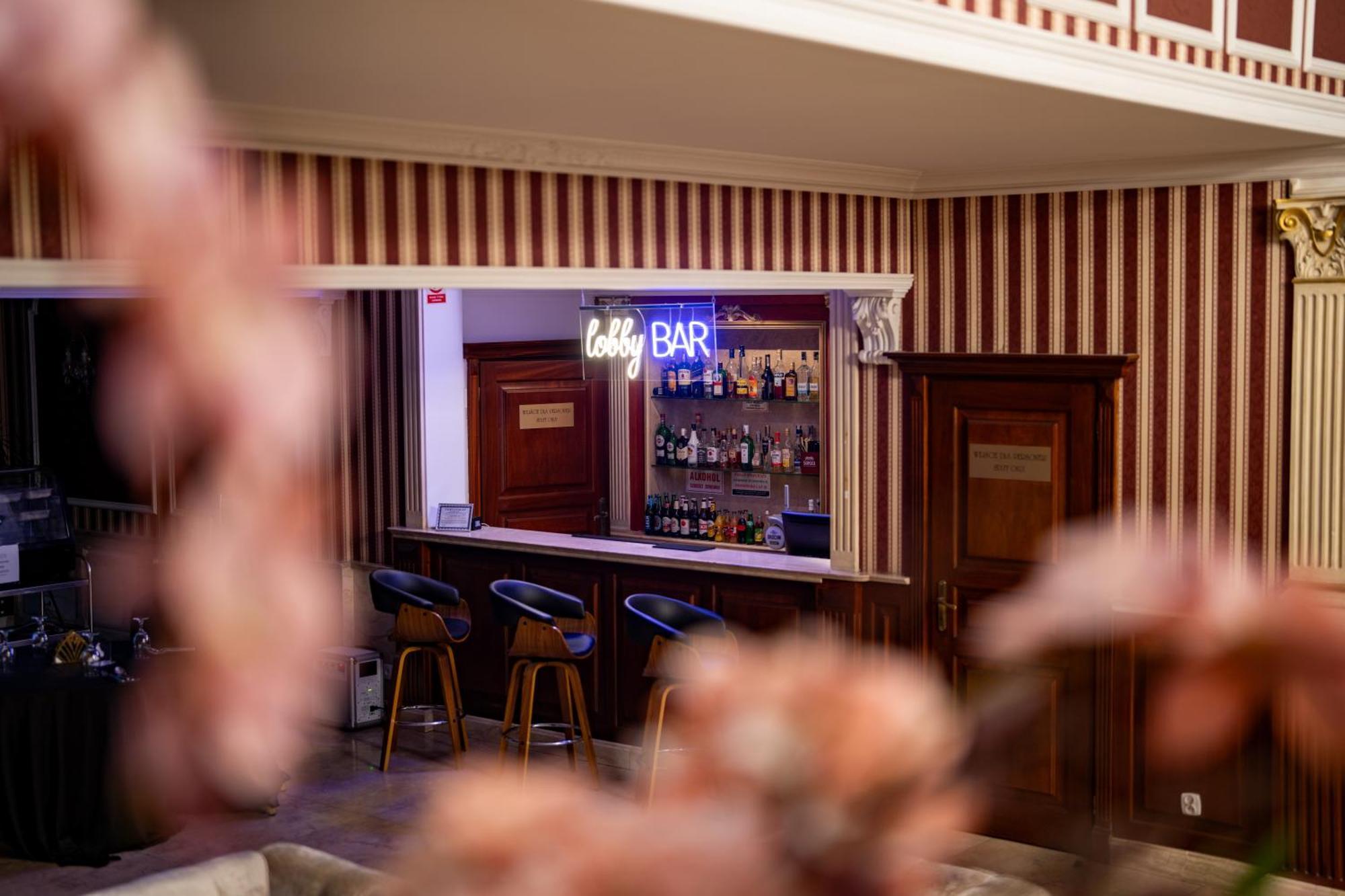 Jasek Premium Hotel فروتسواف المظهر الخارجي الصورة