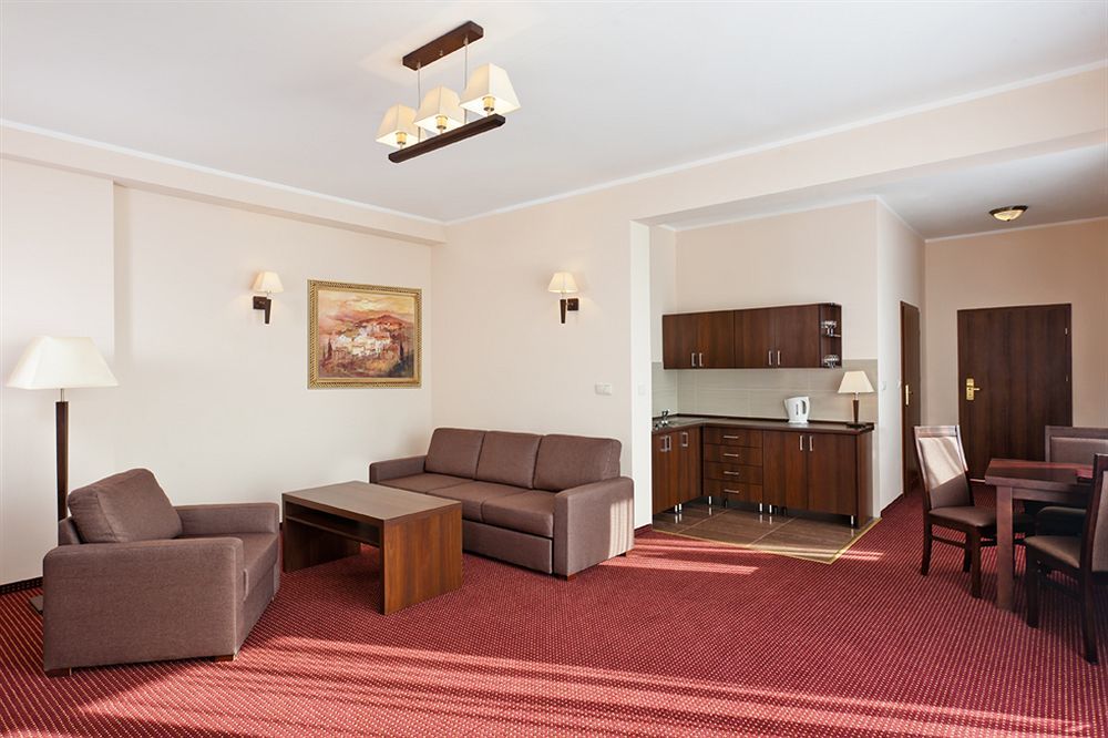 Jasek Premium Hotel فروتسواف المظهر الخارجي الصورة