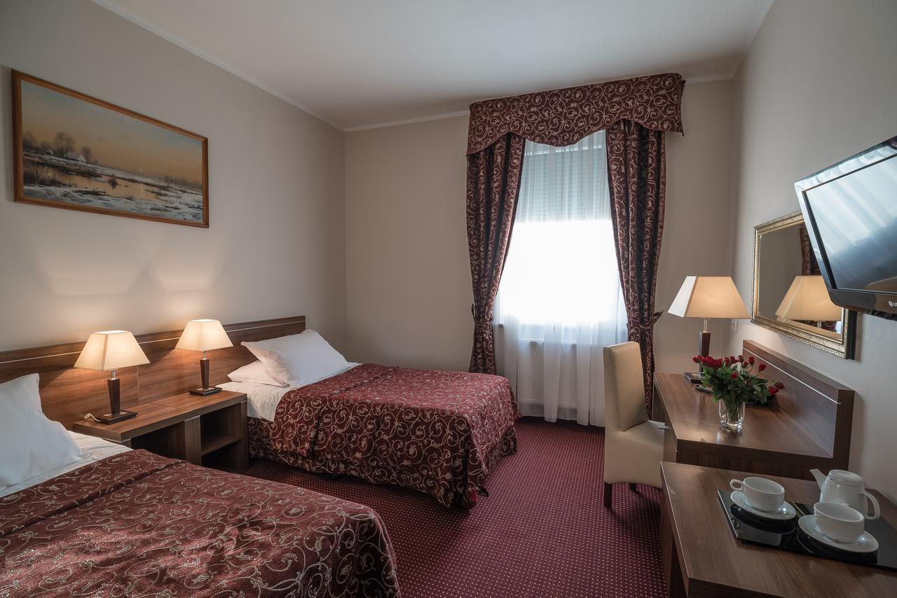 Jasek Premium Hotel فروتسواف المظهر الخارجي الصورة