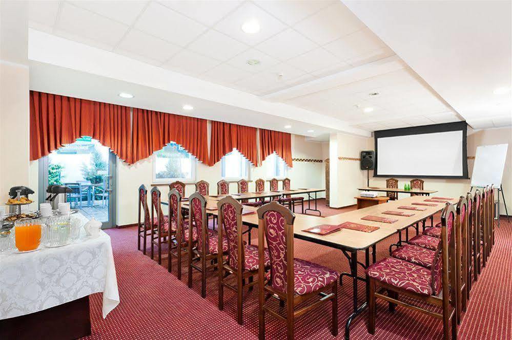 Jasek Premium Hotel فروتسواف المظهر الخارجي الصورة
